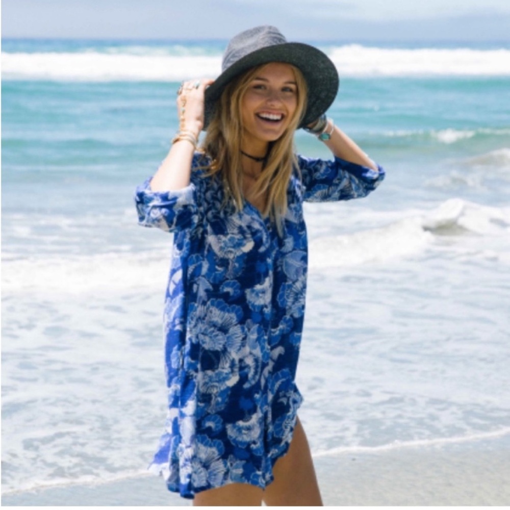 Roxy Metric Match Blue Floral Romper